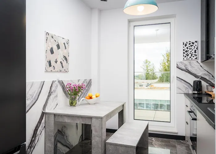 Centaurus 123 By Rent4you *